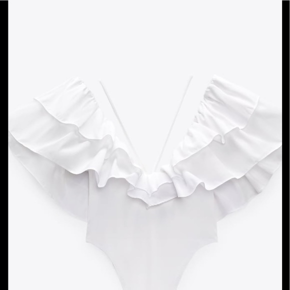 Zara large ruffled swimsuit - Picture 4 of 6